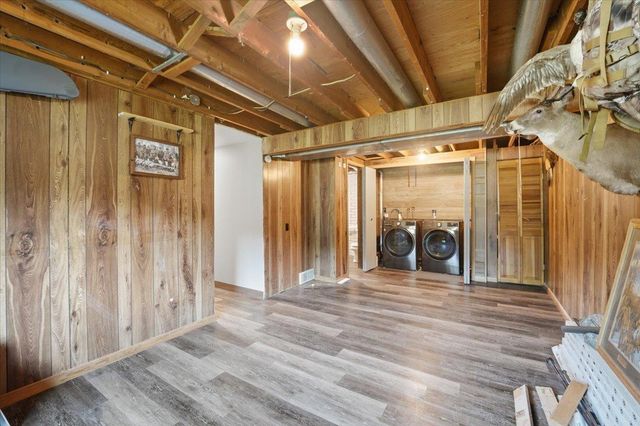 2721 Hiawatha Road, Cedar Falls, IA 50613