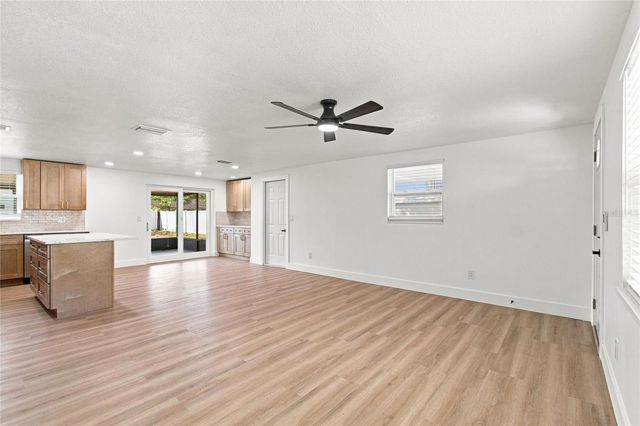 3214 ACACIA STREET, Lutz, FL 33558