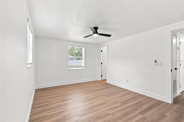 3214 ACACIA STREET, Lutz, FL 33558