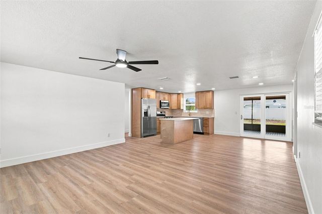 3214 ACACIA STREET, Lutz, FL 33558