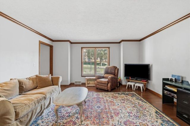 2448 Rihn Strasse, Hampton, PA 15044