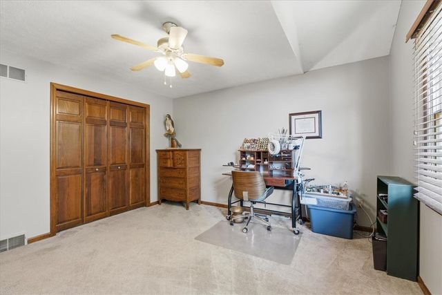 2448 Rihn Strasse, Hampton, PA 15044