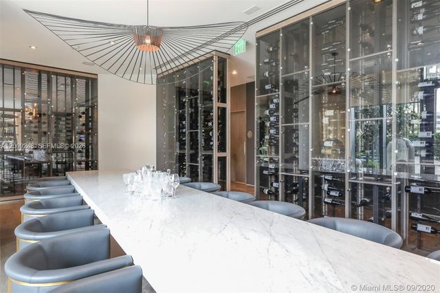 650 NE 32nd St 4005, Miami, FL 33137