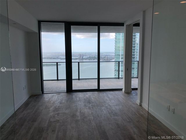 650 NE 32nd St 4005, Miami, FL 33137