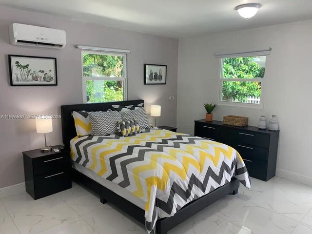 1762 NW 15th Street, Miami, FL 33125