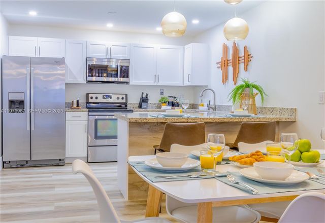 1762 NW 15th Street, Miami, FL 33125