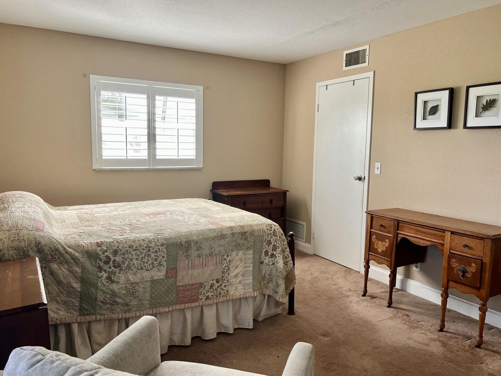 Image 16 of property listing at 202 Tuscany D, Delray Beach, FL 33446