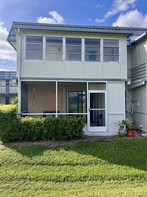 Image 2 of property listing at 202 Tuscany D, Delray Beach, FL 33446