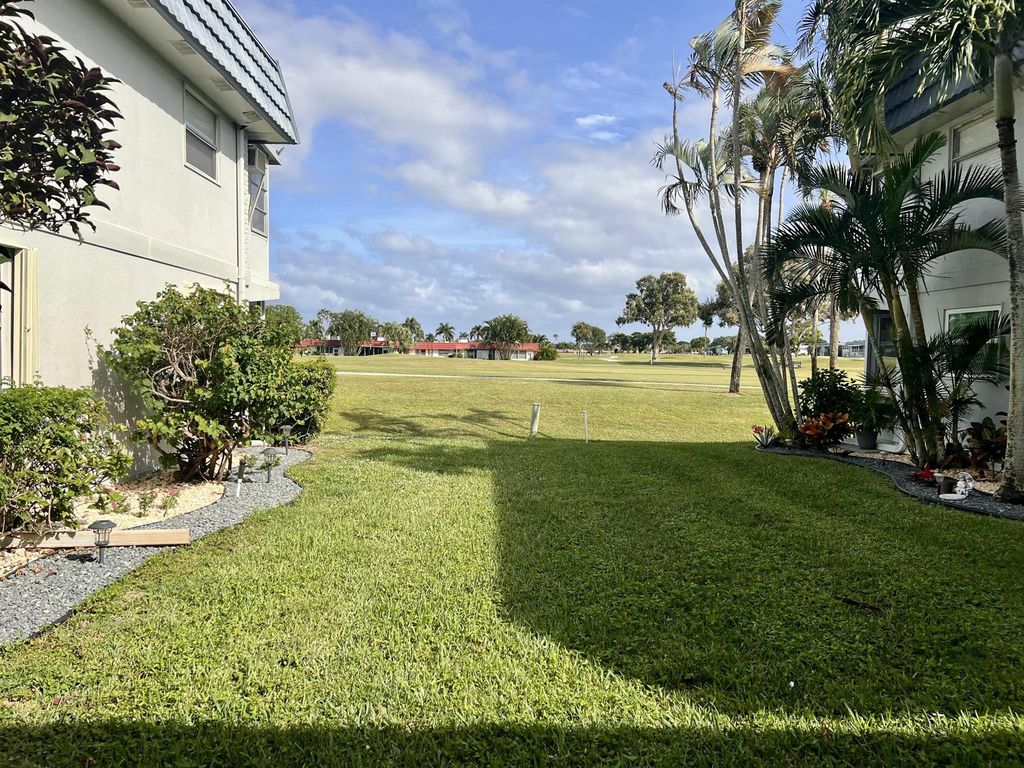 Image 8 of property listing at 202 Tuscany D, Delray Beach, FL 33446