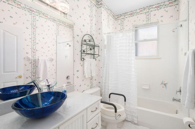 1542 SW Mockingbird Circle, Port St. Lucie, Port St Lucie, FL 34986