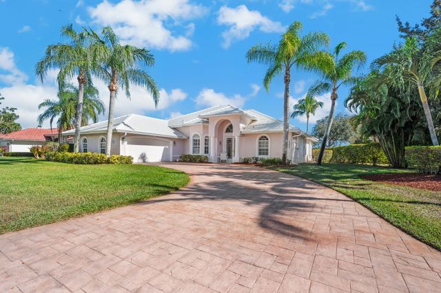 1542 SW Mockingbird Circle, Port St. Lucie, Port St Lucie, FL 34986