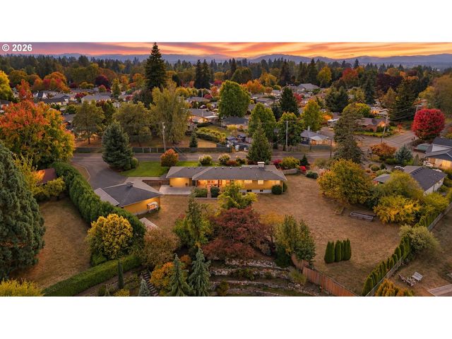 804 Nw Sluman Rd, Vancouver, WA 98665