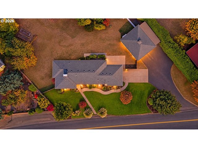 804 Nw Sluman Rd, Vancouver, WA 98665