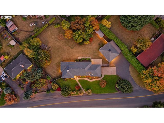 804 Nw Sluman Rd, Vancouver, WA 98665