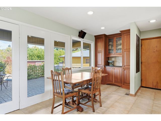804 Nw Sluman Rd, Vancouver, WA 98665