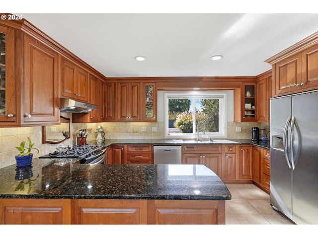 804 Nw Sluman Rd, Vancouver, WA 98665