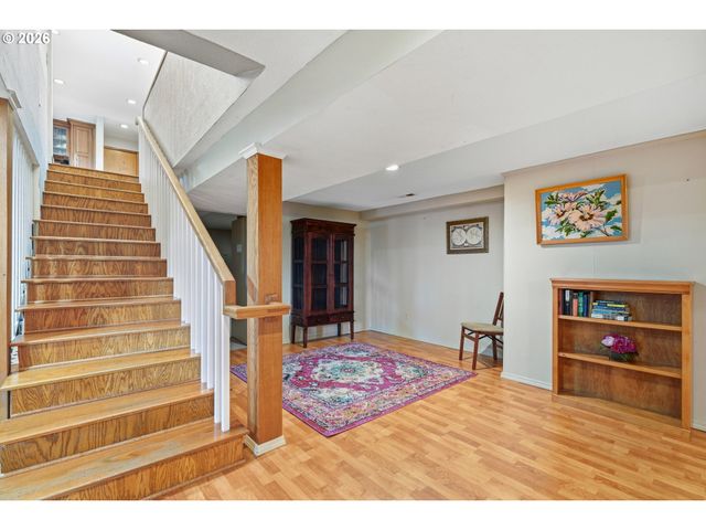 804 Nw Sluman Rd, Vancouver, WA 98665