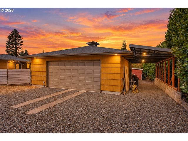 804 Nw Sluman Rd, Vancouver, WA 98665