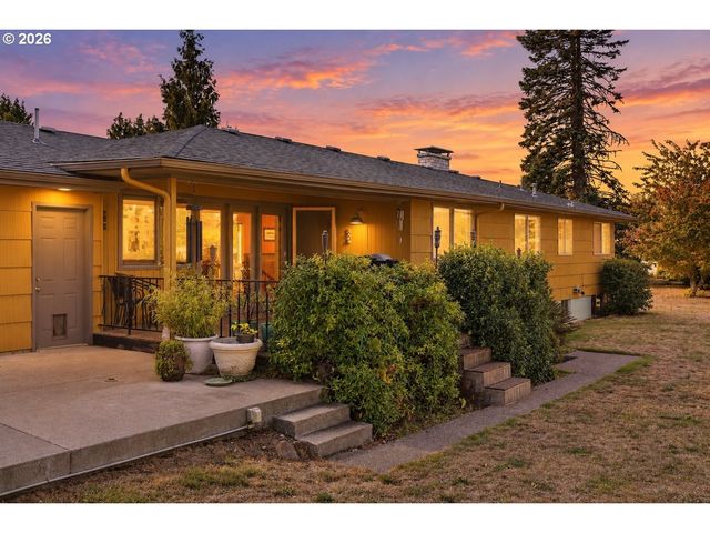 804 Nw Sluman Rd, Vancouver, WA 98665