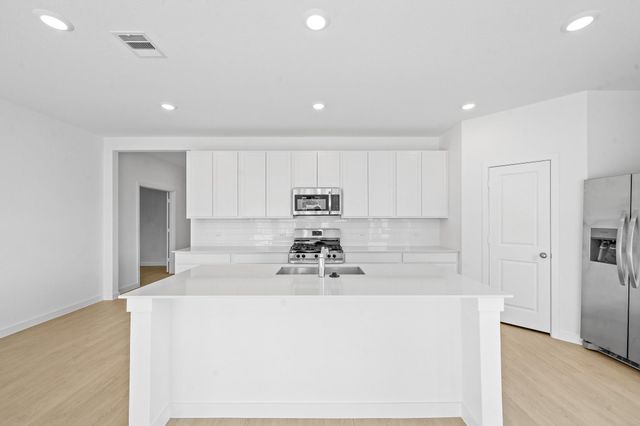 349 Tejas Trail, Waller, TX 77484