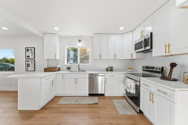 430 Laurel Ave, Modesto, CA 95351