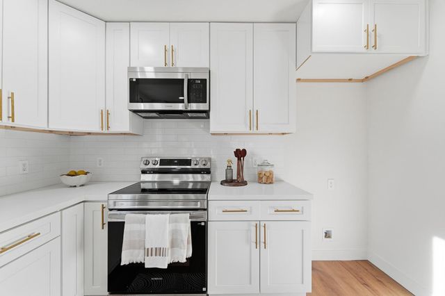 430 Laurel Ave, Modesto, CA 95351