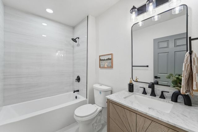 430 Laurel Ave, Modesto, CA 95351