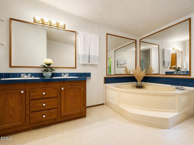105 Roe Lane, Clayton, NC 27527