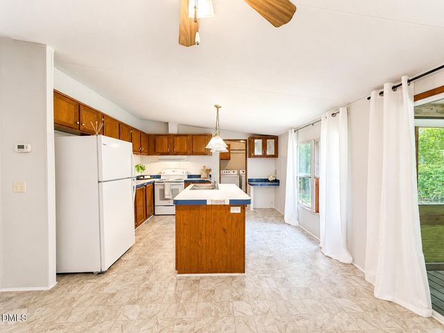 105 Roe Lane, Clayton, NC 27527