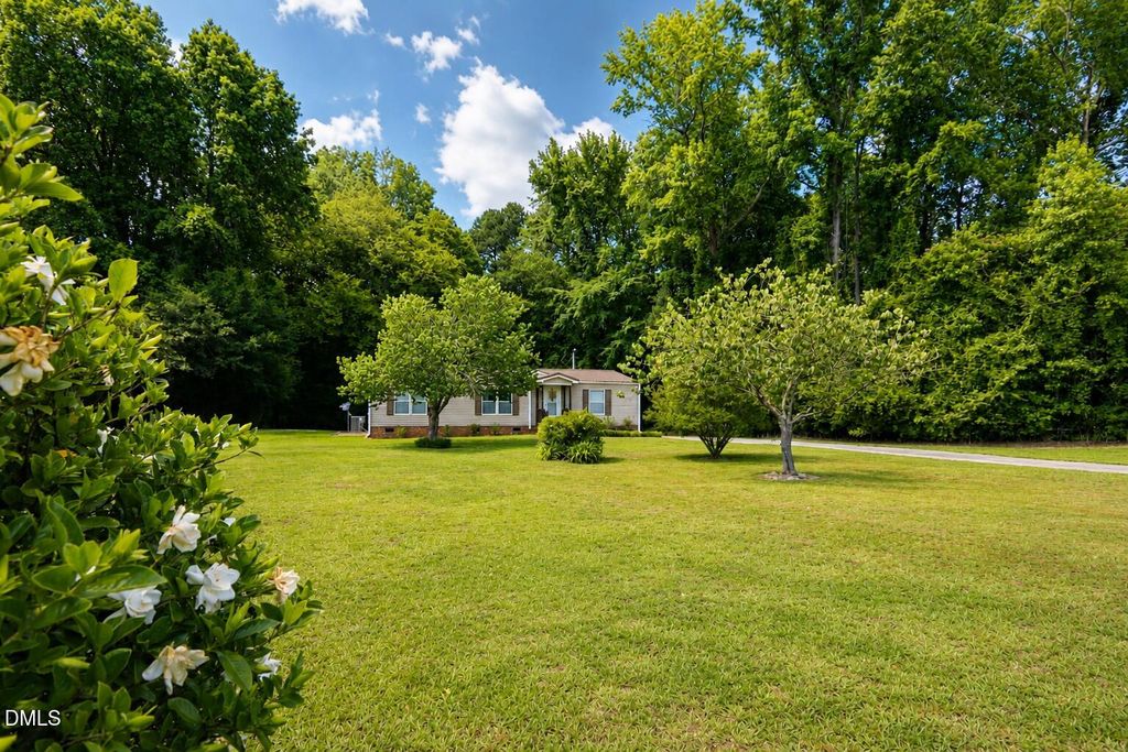 105 Roe Lane, Clayton, NC 27527
