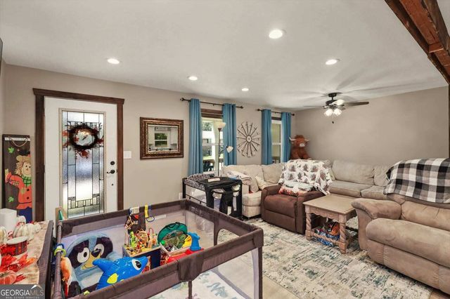 51 Rainwood Circle Drive SE, Silver Creek, GA 30173
