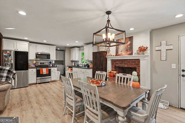 51 Rainwood Circle Drive SE, Silver Creek, GA 30173