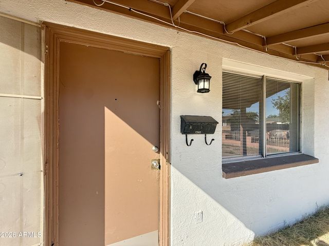 7202 W Glenrosa Avenue, Phoenix, AZ 85033