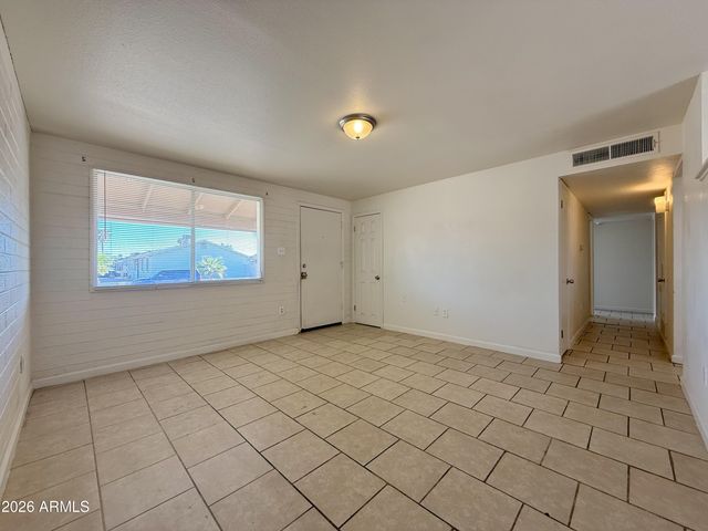 7202 W Glenrosa Avenue, Phoenix, AZ 85033