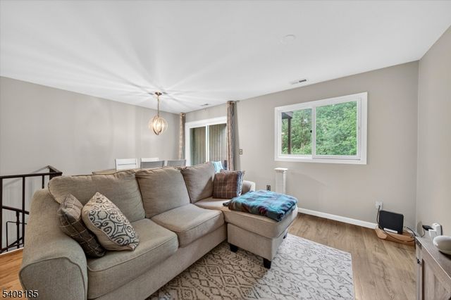 1 Purgatory Ct 3, Vernon Twp., NJ 07462