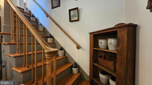 585 BUTTERMILK RD, Hellertown, PA 18055