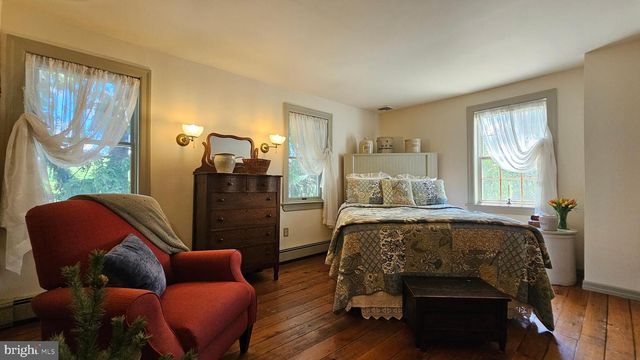 585 BUTTERMILK RD, Hellertown, PA 18055