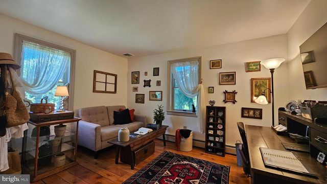 585 BUTTERMILK RD, Hellertown, PA 18055