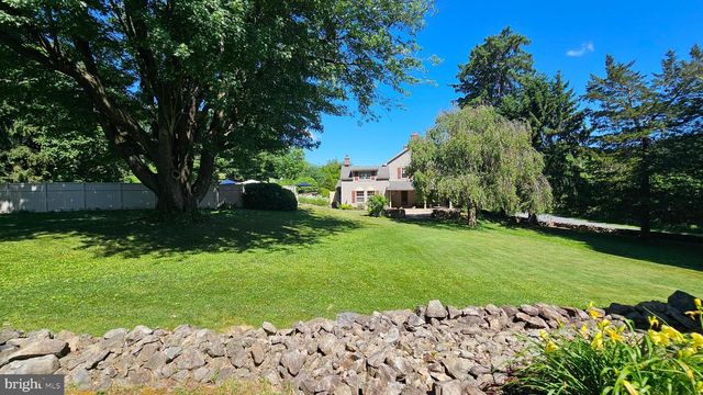 585 BUTTERMILK RD, Hellertown, PA 18055