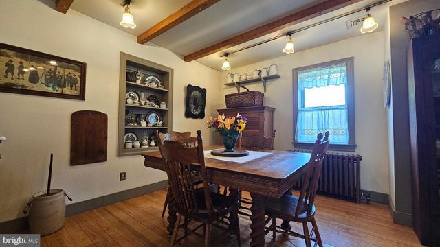 585 BUTTERMILK RD, Hellertown, PA 18055