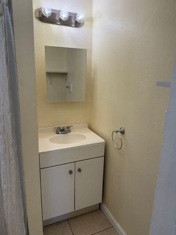 1525 NW 1st Avenue, Fort Lauderdale, FL 33311