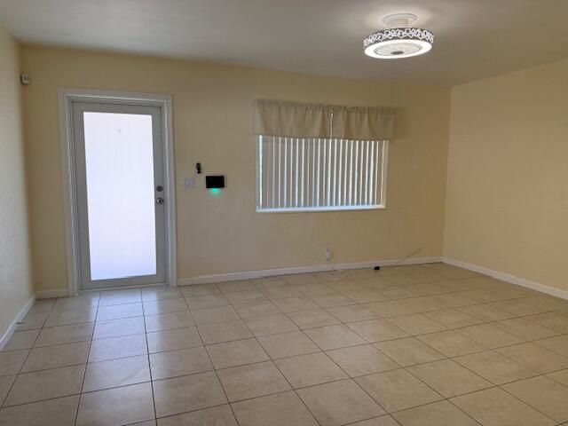 1525 NW 1st Avenue, Fort Lauderdale, FL 33311