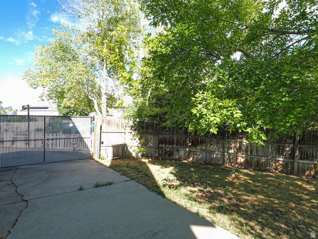3743 PEAR APPLE CIR, Salt Lake City, UT 84119