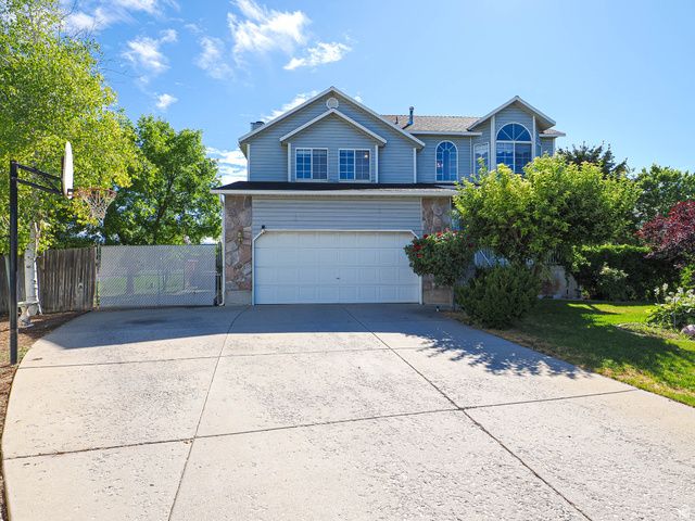 3743 PEAR APPLE CIR, Salt Lake City, UT 84119