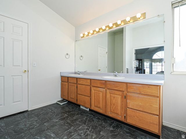 3743 PEAR APPLE CIR, Salt Lake City, UT 84119