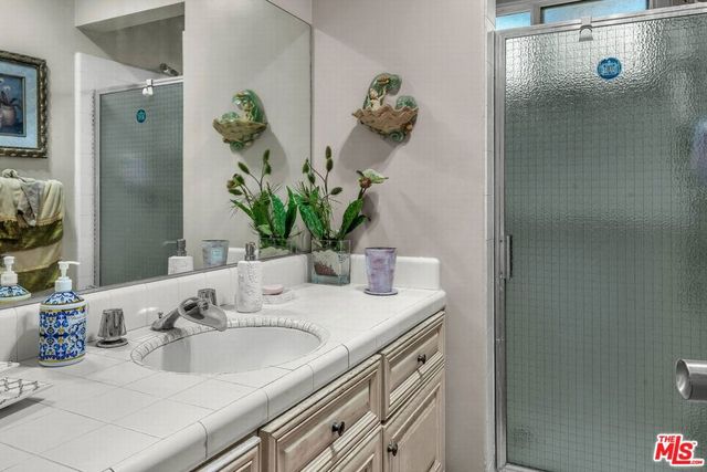 10810 Via Verona Street, Los Angeles, CA 90077