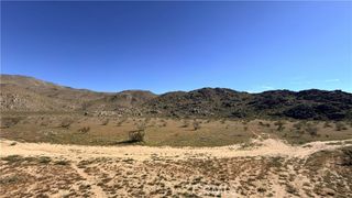 11311 La Mesa, Apple Valley, CA 92307