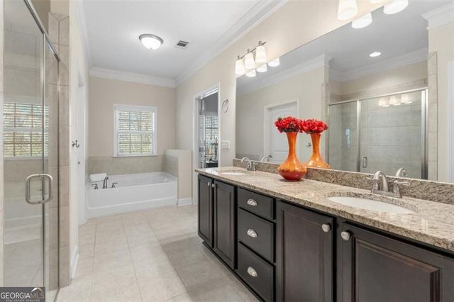 2280 Grove Valley Way 8, Marietta, GA 30064