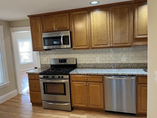 35 Hodges Street 1, Mansfield, MA 02048