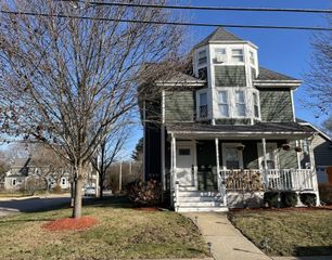 35 Hodges Street 1, Mansfield, MA 02048